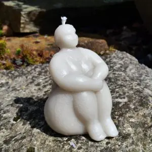 Baigneuse assise