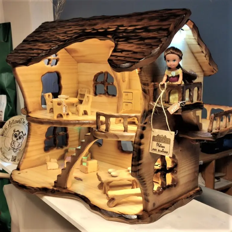 Maison Louéna à  étages avec mobilier